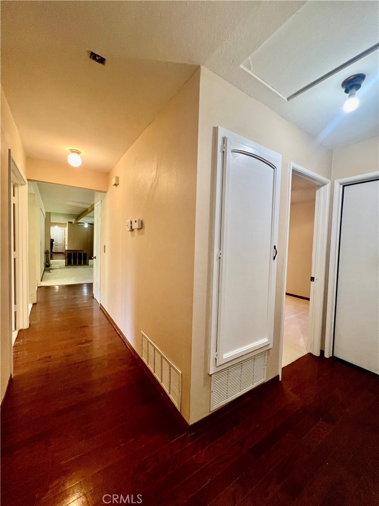 1229 Seven Hills Dr