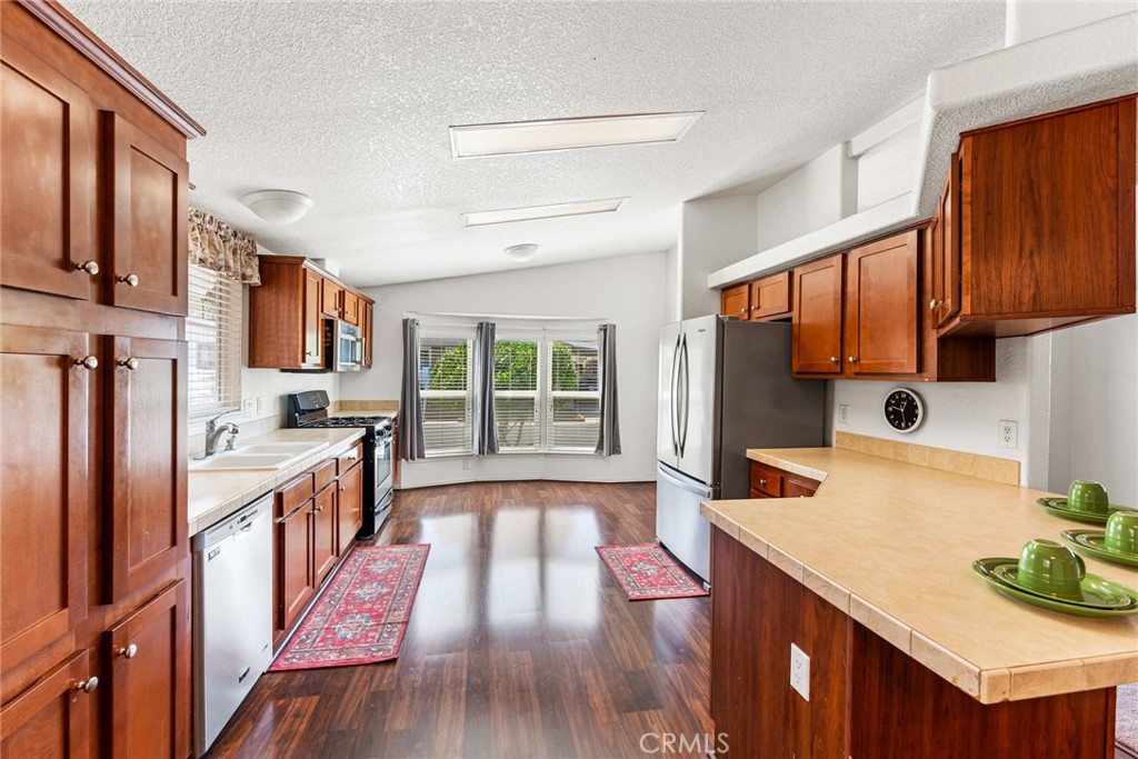 44725 E Florida Avenue 212