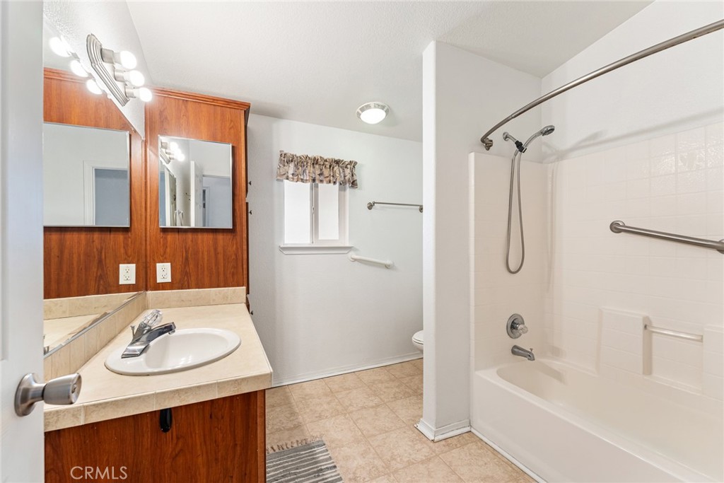 44725 E Florida Avenue 212