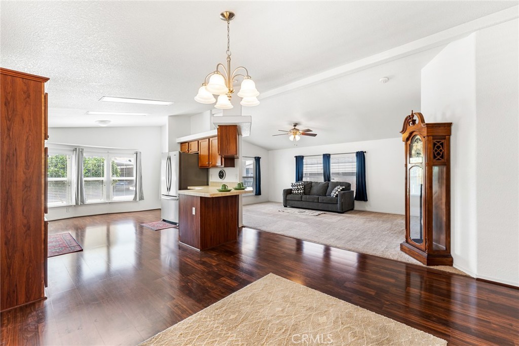 44725 E Florida Avenue 212