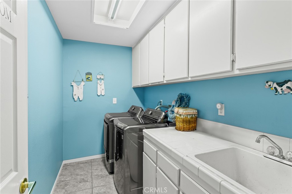 669 Liverpool Street