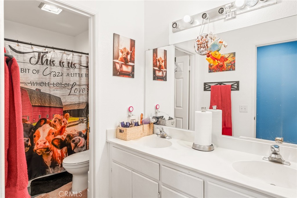 669 Liverpool Street