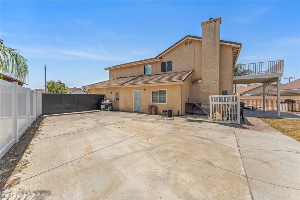 669 Liverpool Street