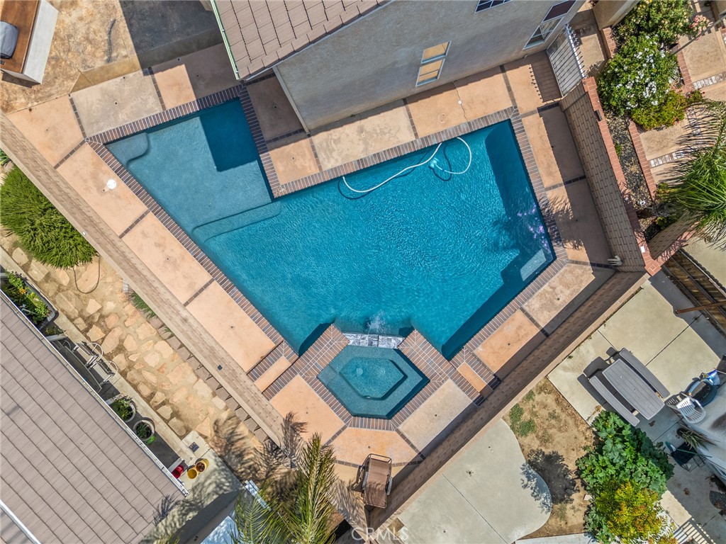 669 Liverpool Street