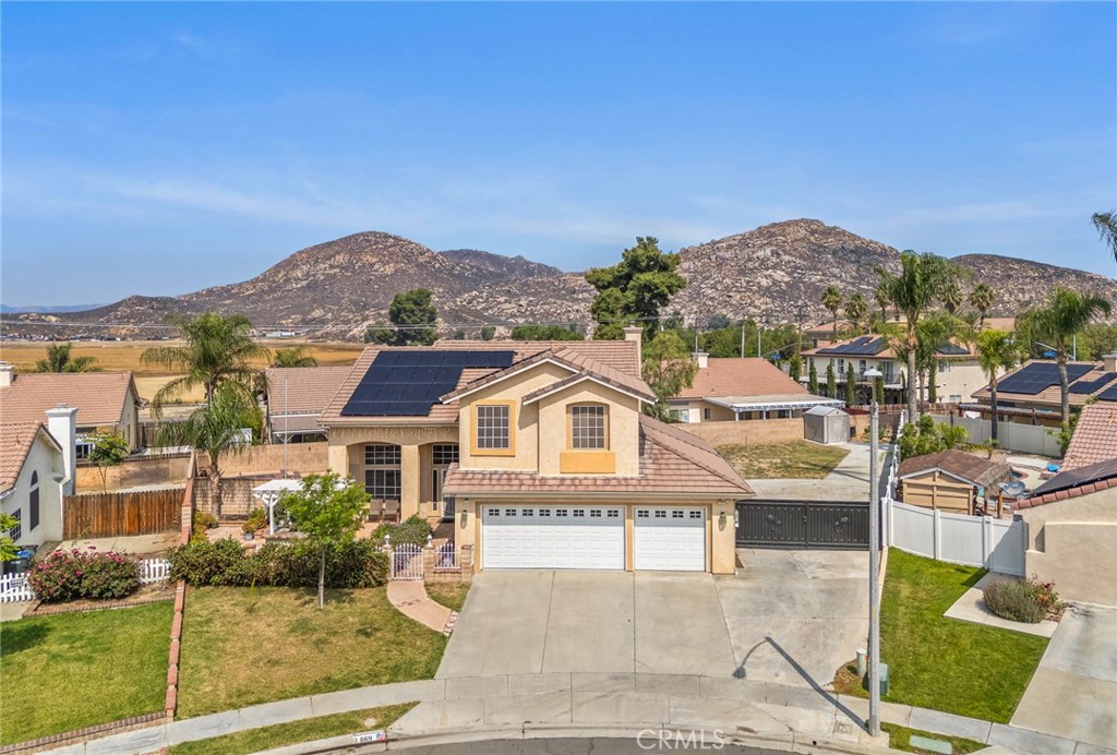 669 Liverpool Street