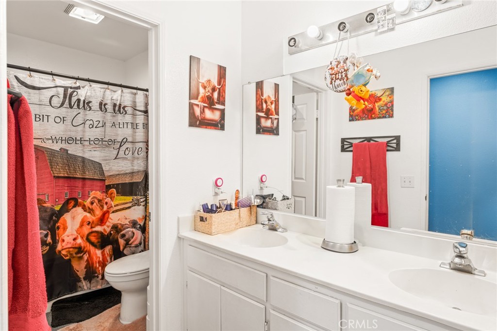 669 Liverpool Street