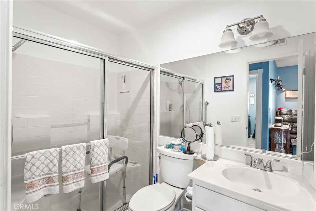 669 Liverpool Street