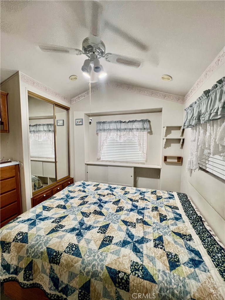 1295 1295 S Cawston 496