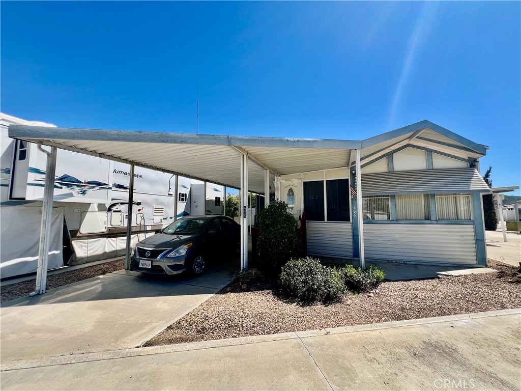 1295 1295 S Cawston 496