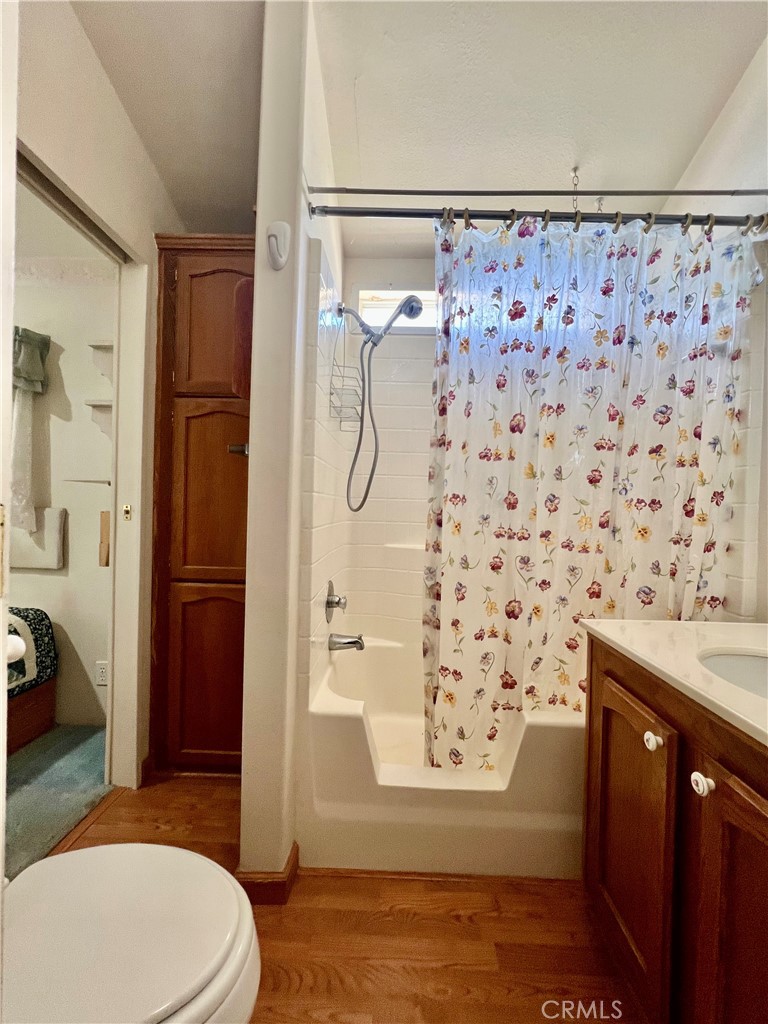 1295 1295 S Cawston 496