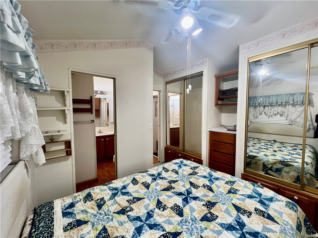 1295 1295 S Cawston 496