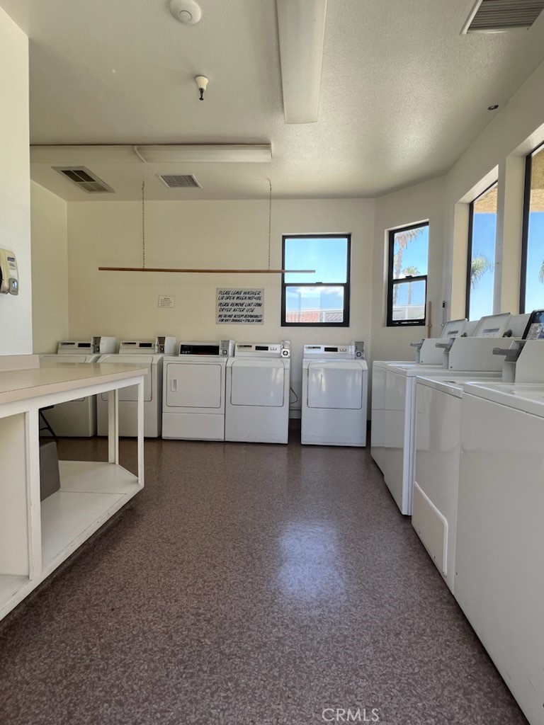 1295 S Cawston 354