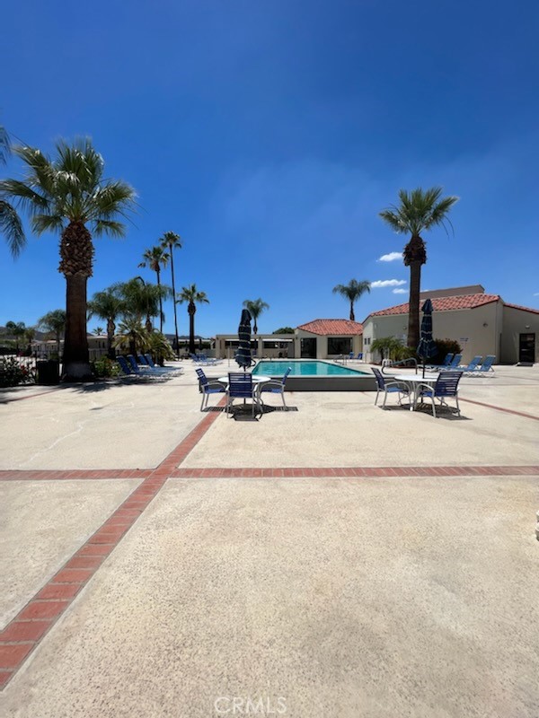 1295 S Cawston 354