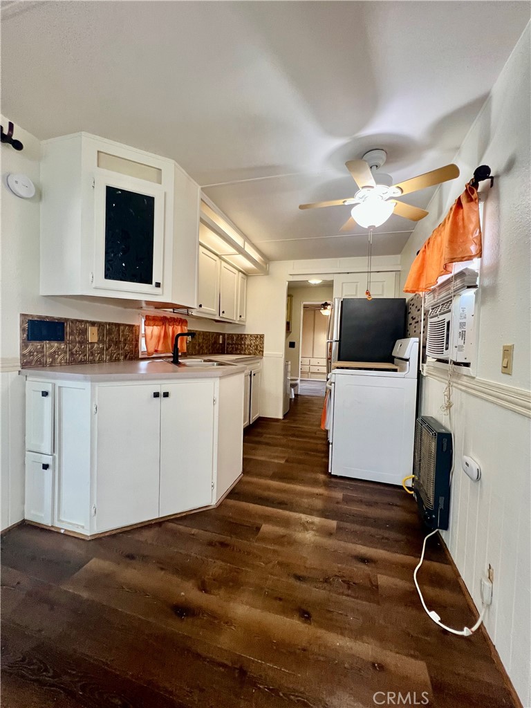 1295 S Cawston 75