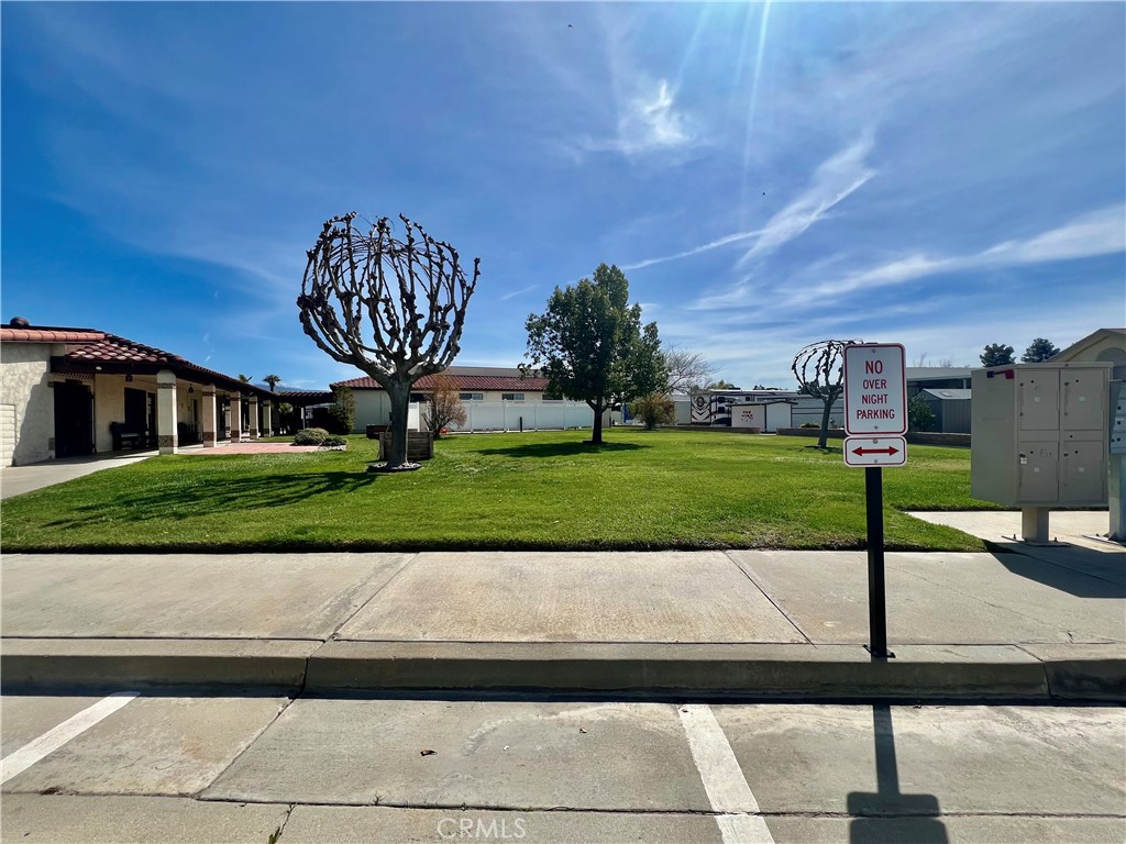 1239 Frontier Avenue