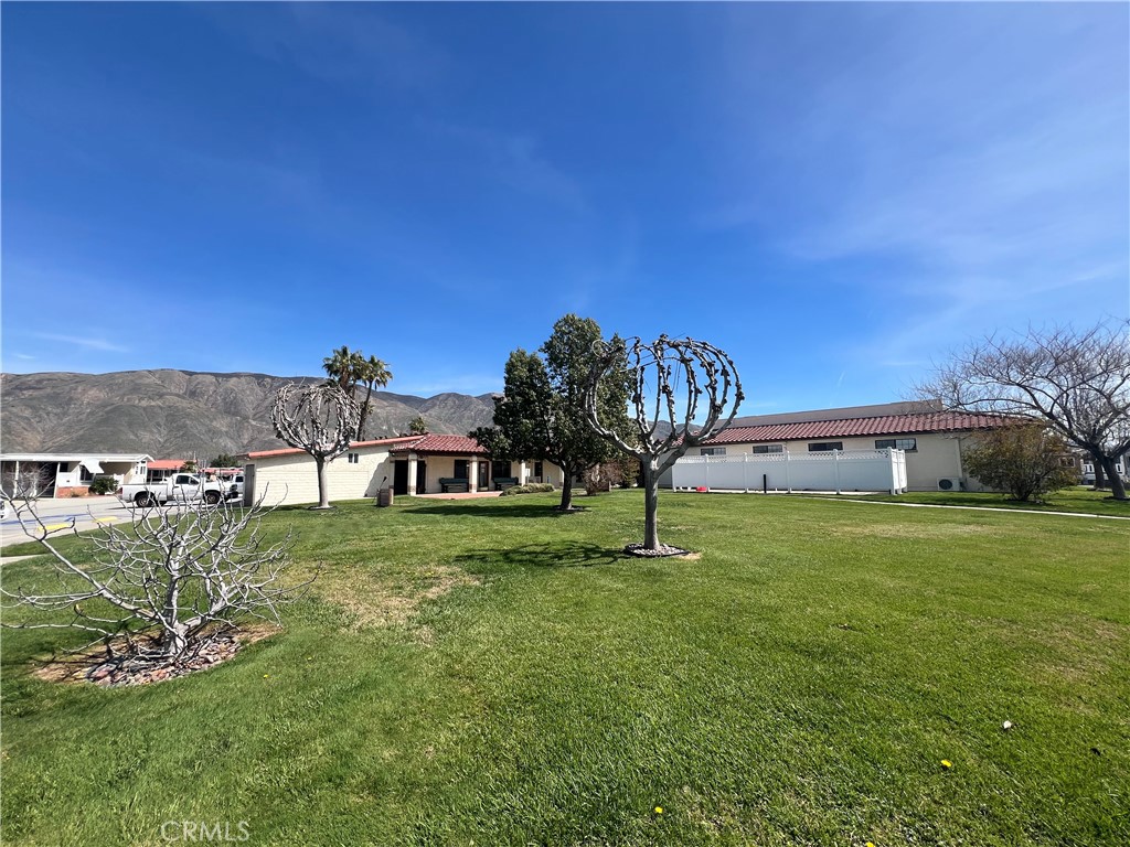 1239 Frontier Avenue