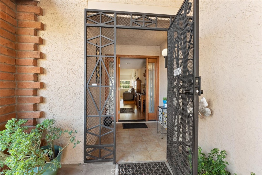 2059 Silver Oaks Way