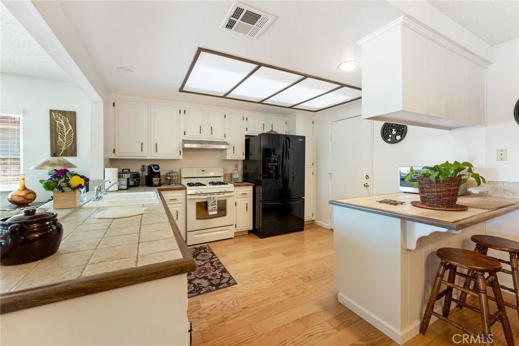 2059 Silver Oaks Way