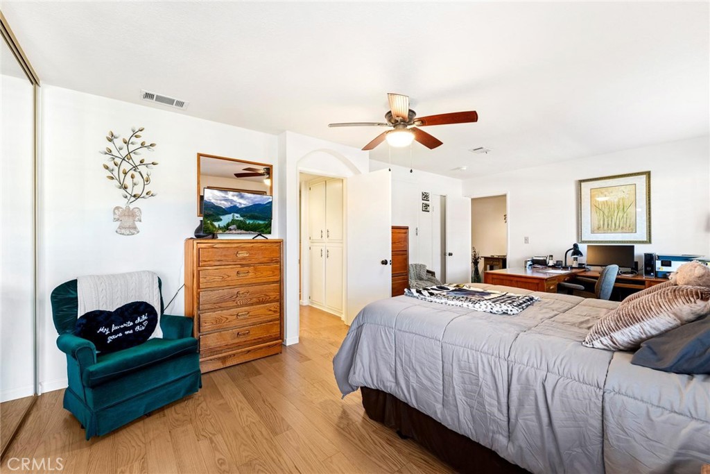 2059 Silver Oaks Way