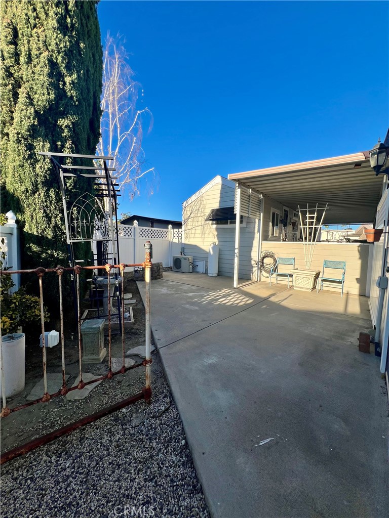 1295 S Cawston Avenue 249