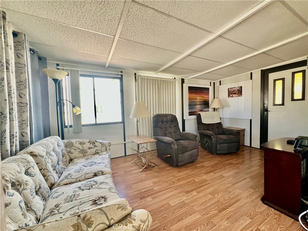 1417 Western
