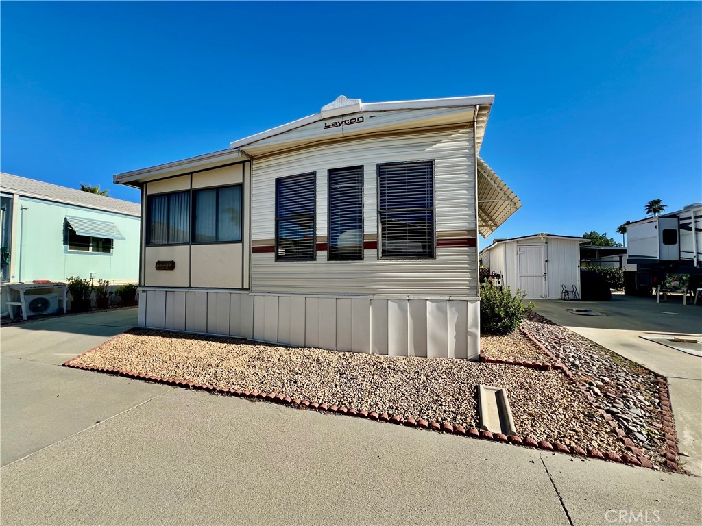 1417 Western