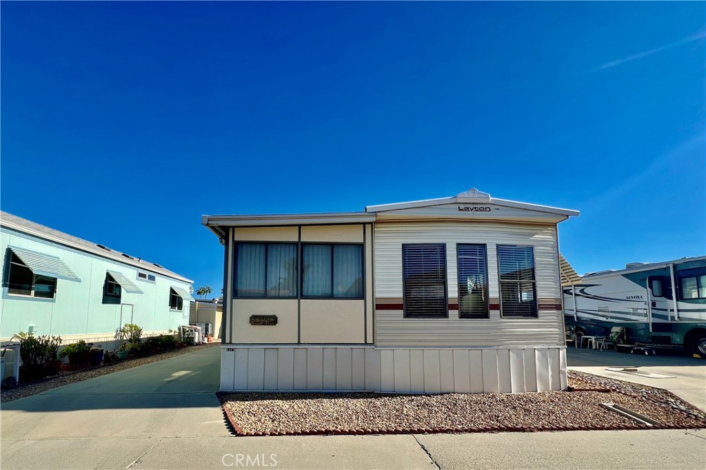 1417 Western
