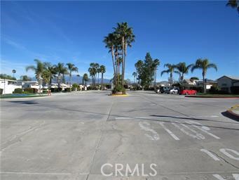 1295 S Cawston Avenue