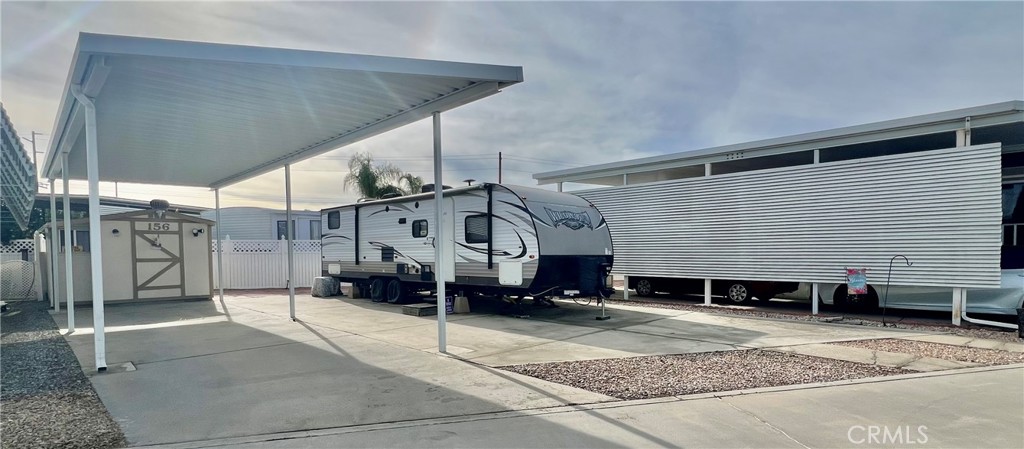 1295 S Cawston Avenue