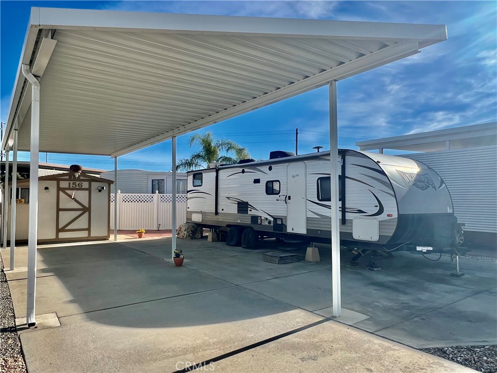 1295 S Cawston Avenue