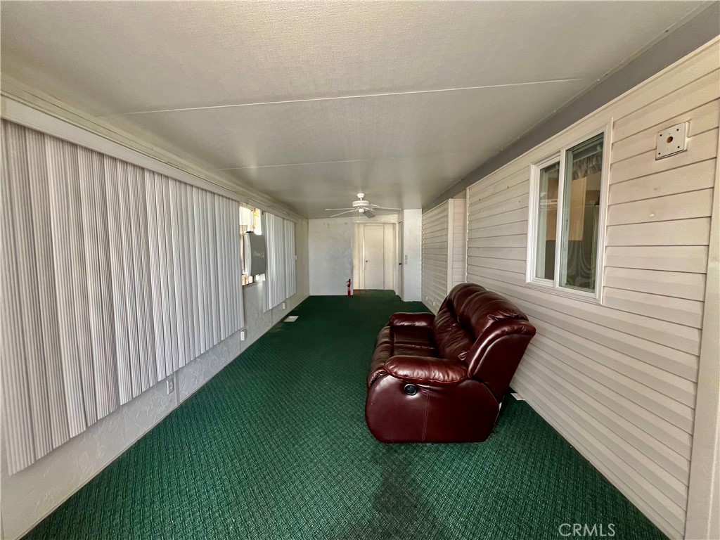 1295 S Cawston 429