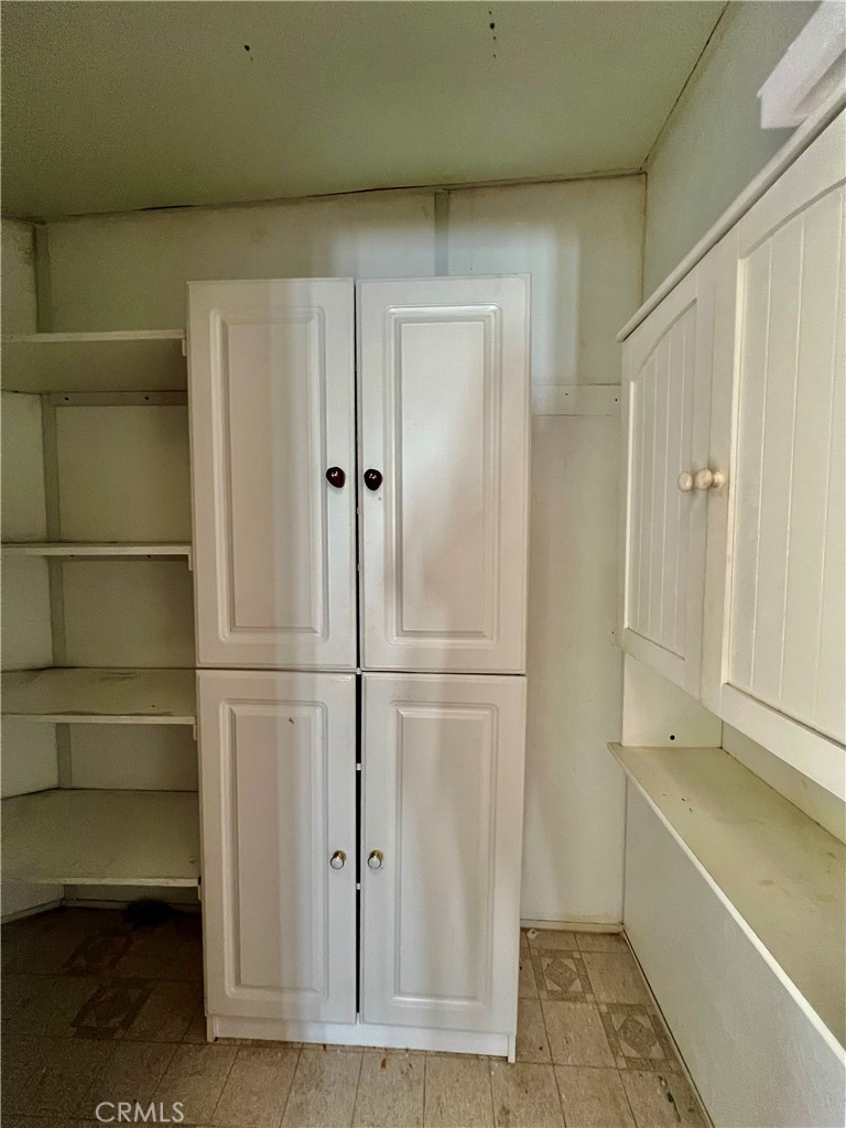 1295 S Cawston 429