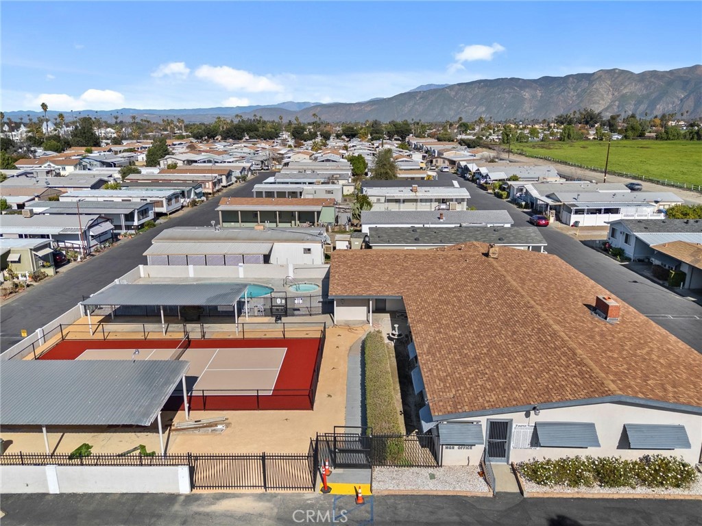 530 W Devonshire Avenue 23