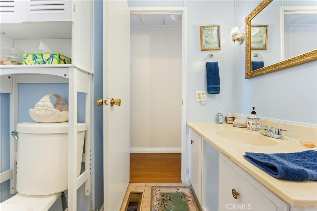 43531 E Acacia Avenue 15