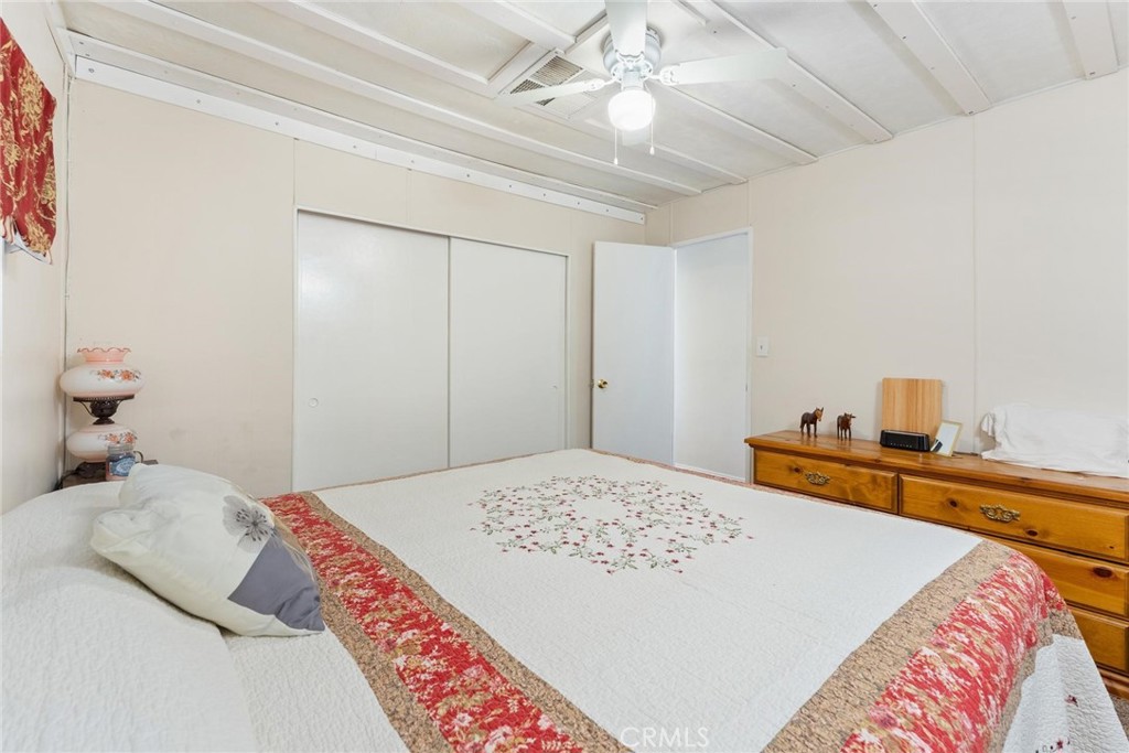 43531 E Acacia Avenue 15