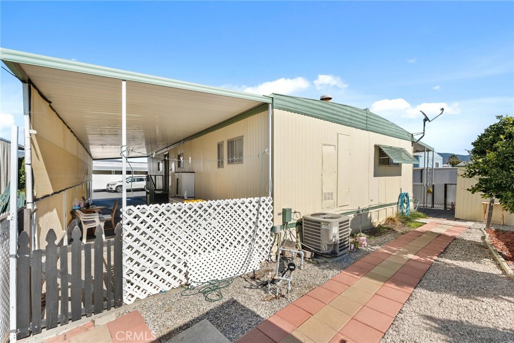 43531 E Acacia Avenue 15