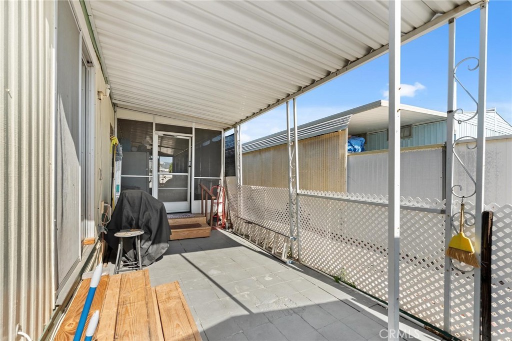 43531 E Acacia Avenue 15