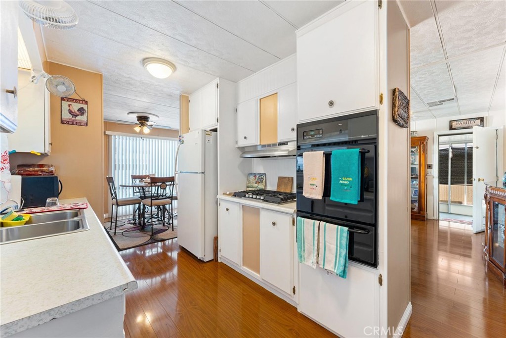 43531 E Acacia Avenue 15