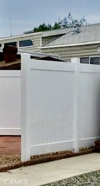 1295 S Cawston Avenue