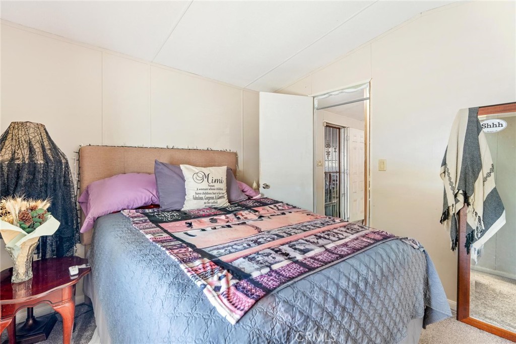 530 W Devonshire Avenue 37