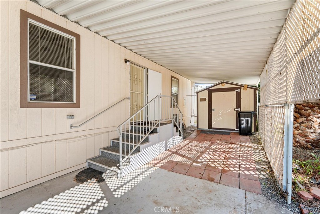 530 W Devonshire Avenue 37