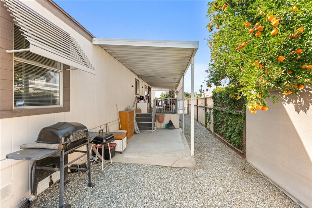 530 W Devonshire Avenue 37