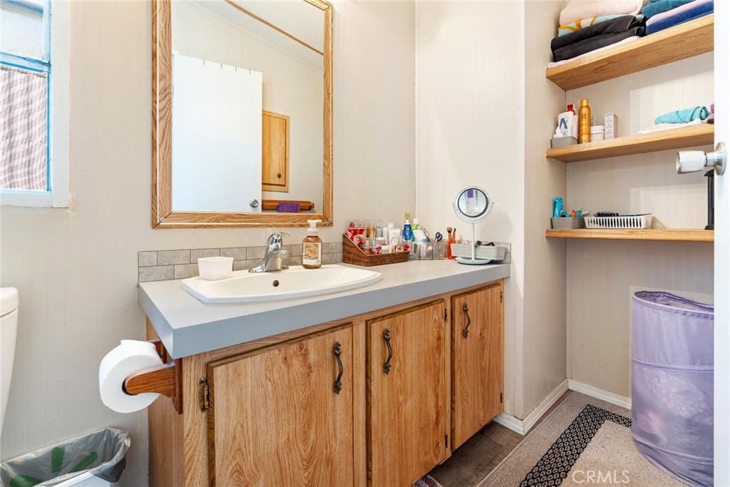 530 W Devonshire Avenue 37