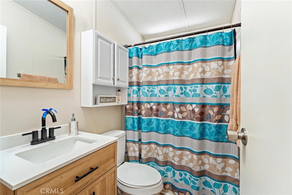 530 W Devonshire Avenue 37