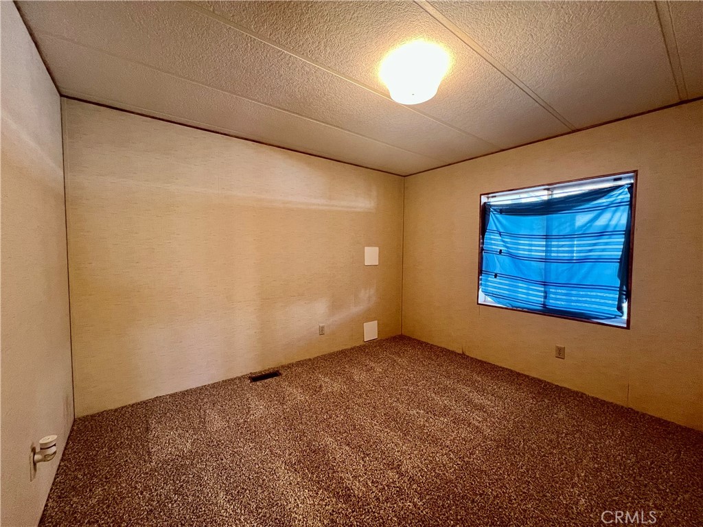 24600 Mountain Avenue