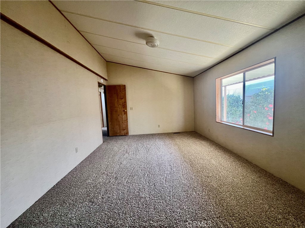 24600 Mountain Avenue