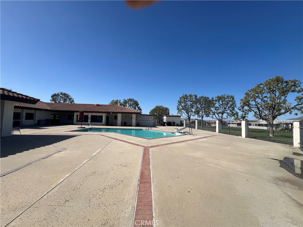 24600 Mountain Avenue