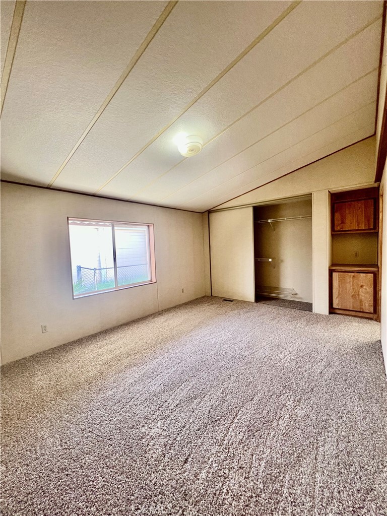 24600 Mountain Avenue