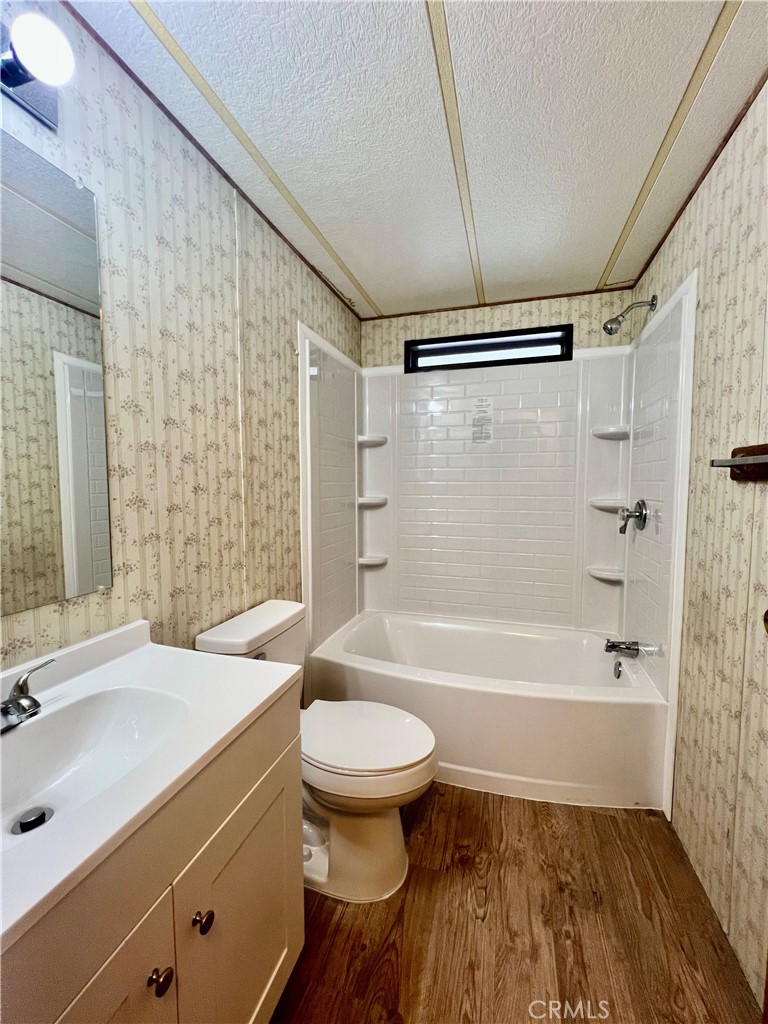 24600 Mountain Avenue