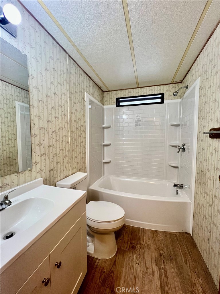 24600 Mountain Avenue